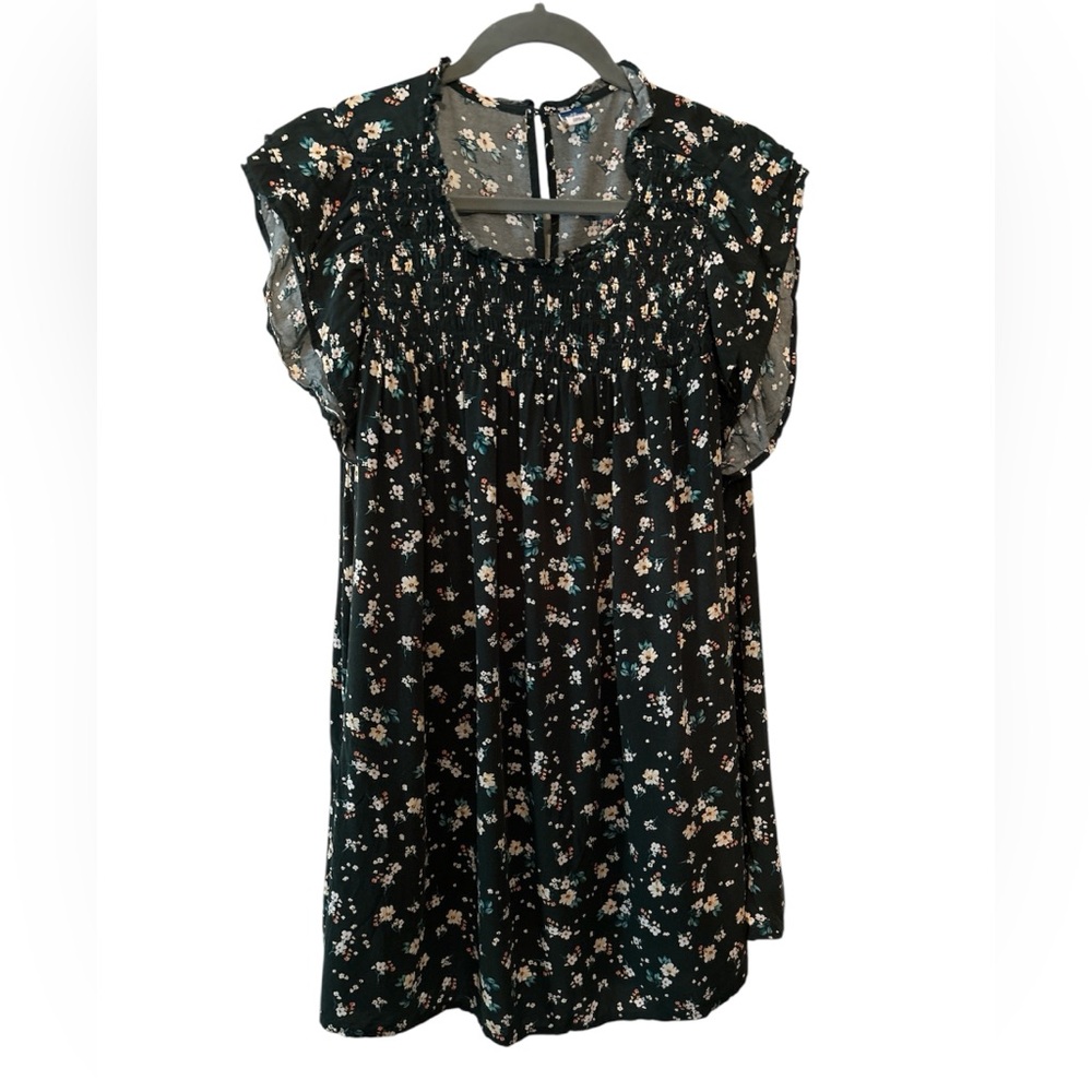 Old Navy Black Floral Short-Sleeve Blouse